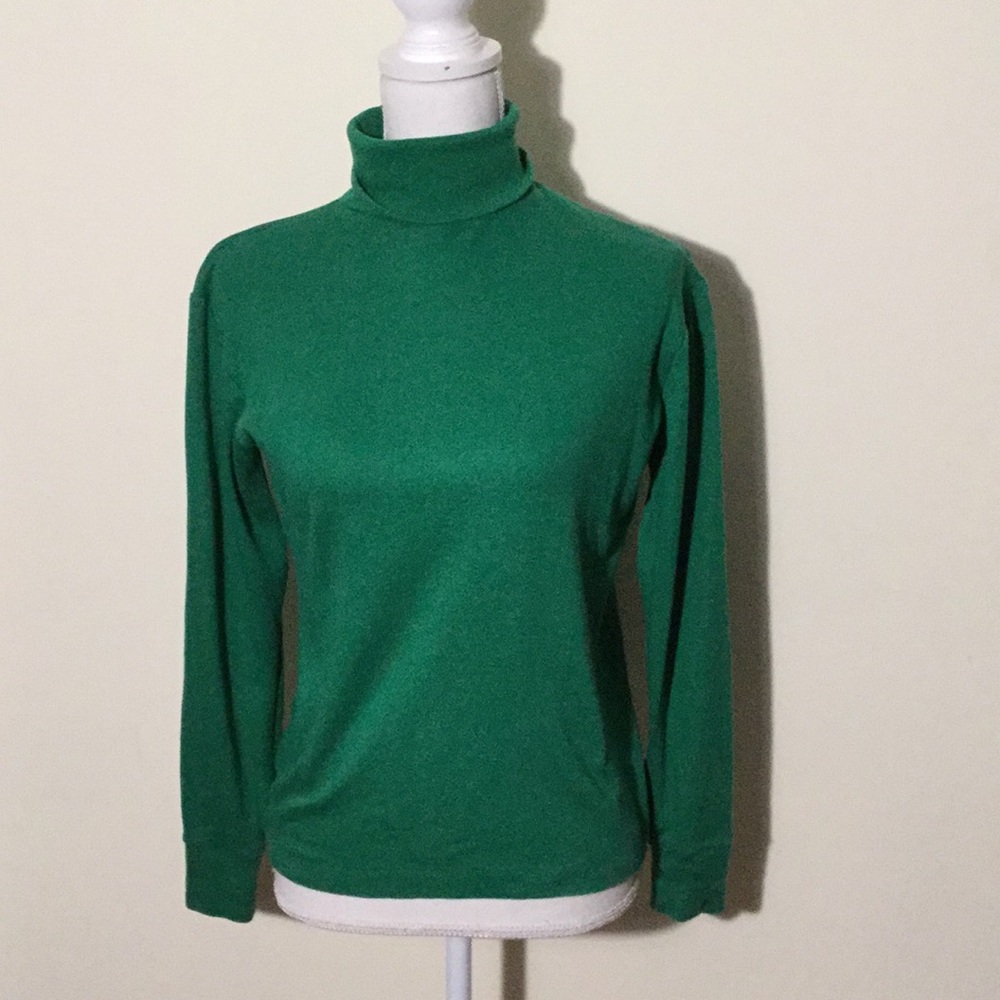 Lands’ End Green Long Sleeved Turtleneck Sweater